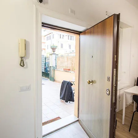 Apartment Odescalchi Loft Rome