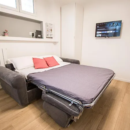 Odescalchi Loft Apartman *